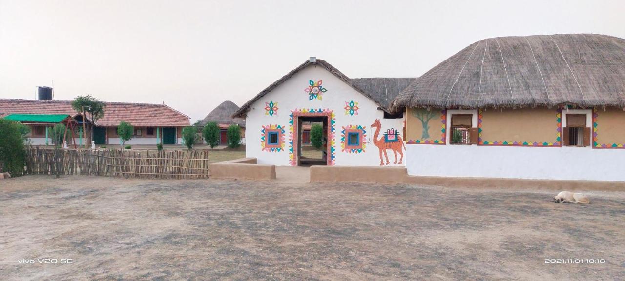 Rann Visamo Resort Bherandiāla Zewnętrze zdjęcie